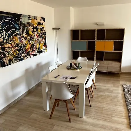 Apartment Top-of-range Of 90m2 & 20m2 Of Sunny Terrace, 2min From Sea *