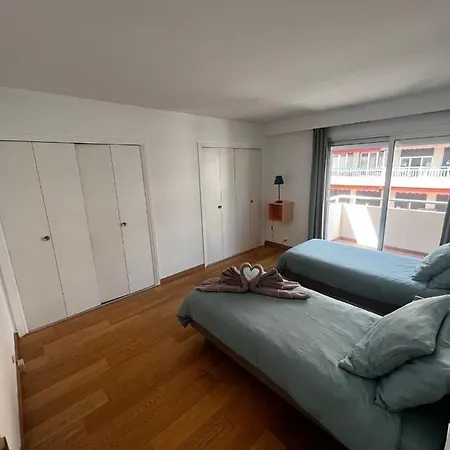 Top-of-range Of 90m2 & 20m2 Of Sunny Terrace, 2min From Sea